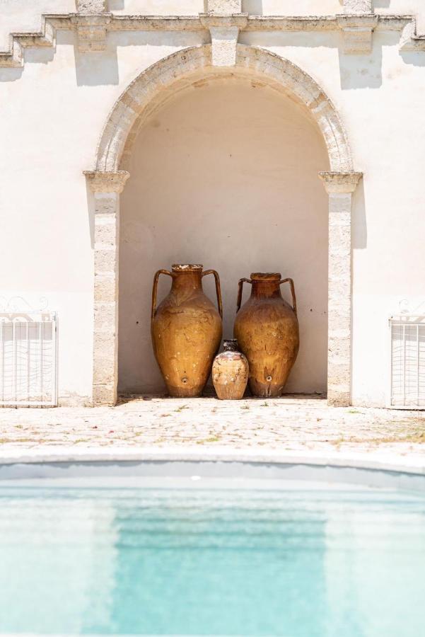 Villa Encantamiento - Dimora Gelsomino - Masseria Storica Nel Cuore Della Puglia Con Piscina Latiano Экстерьер фото
