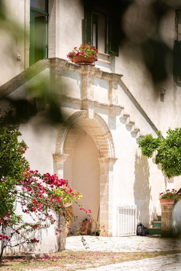 Villa Encantamiento - Dimora Gelsomino - Masseria Storica Nel Cuore Della Puglia Con Piscina Latiano Экстерьер фото